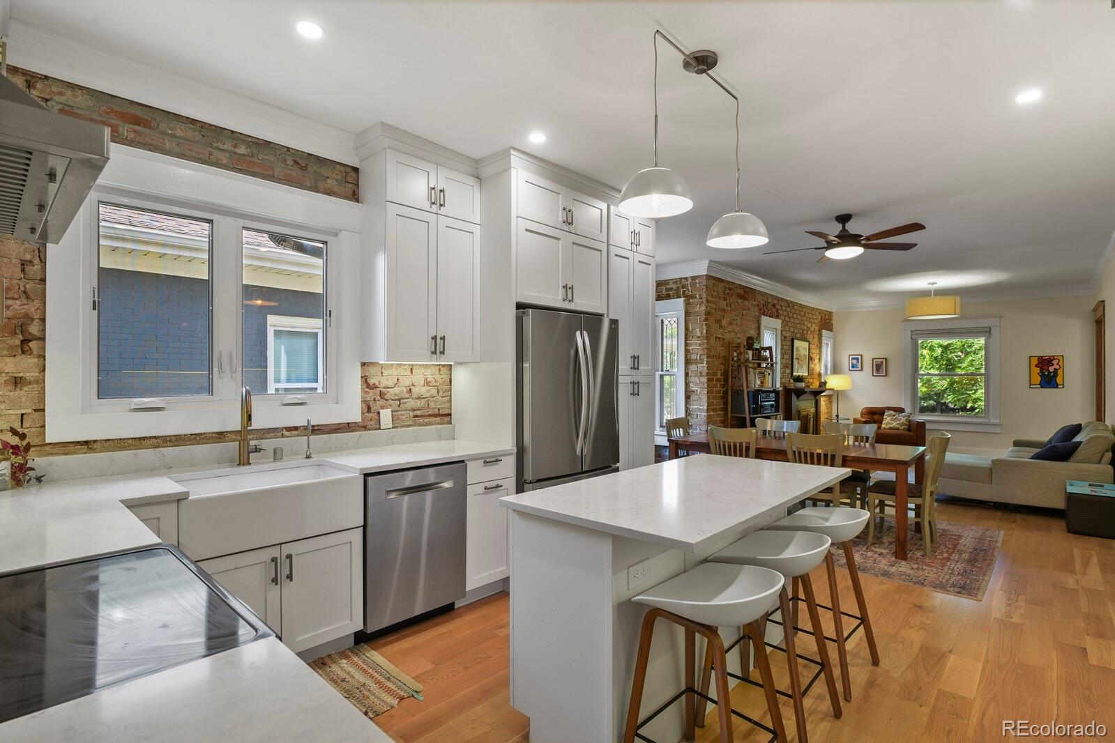MLS Image #13 for 1446 s grant street,denver, Colorado