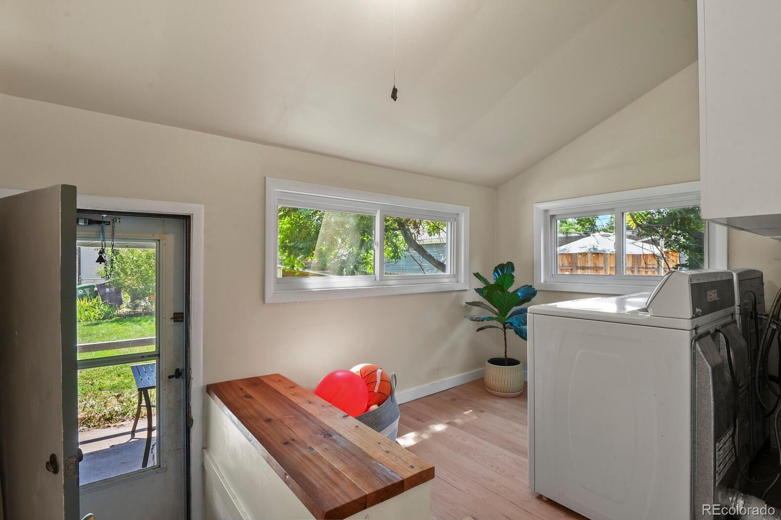 MLS Image #21 for 1446 s grant street,denver, Colorado