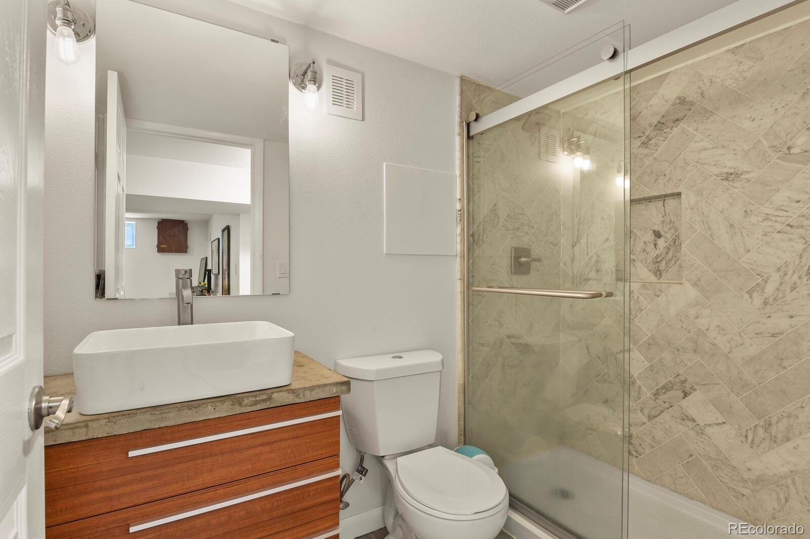 MLS Image #31 for 1446 s grant street,denver, Colorado