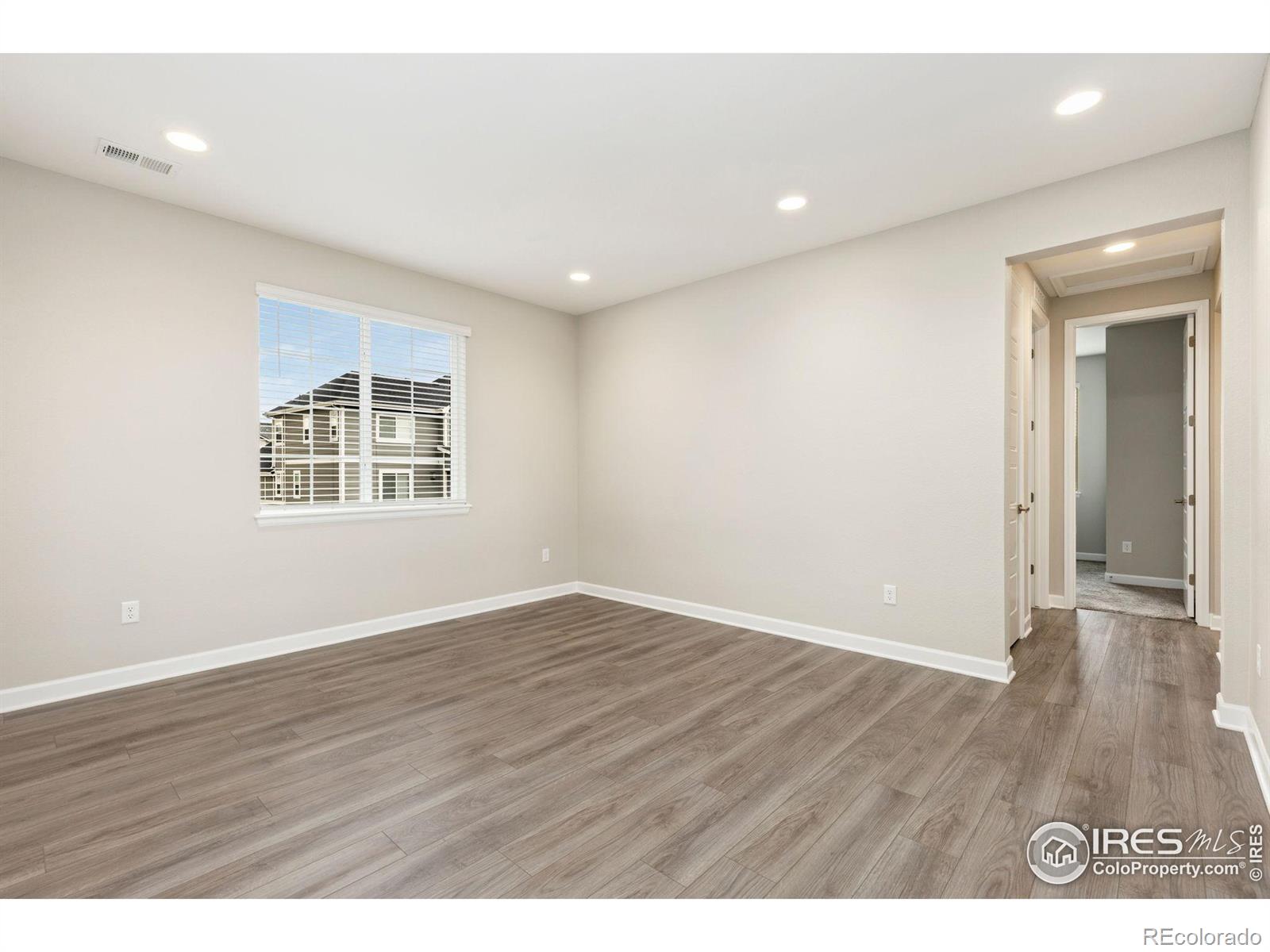 MLS Image #19 for 797  flora view drive,erie, Colorado
