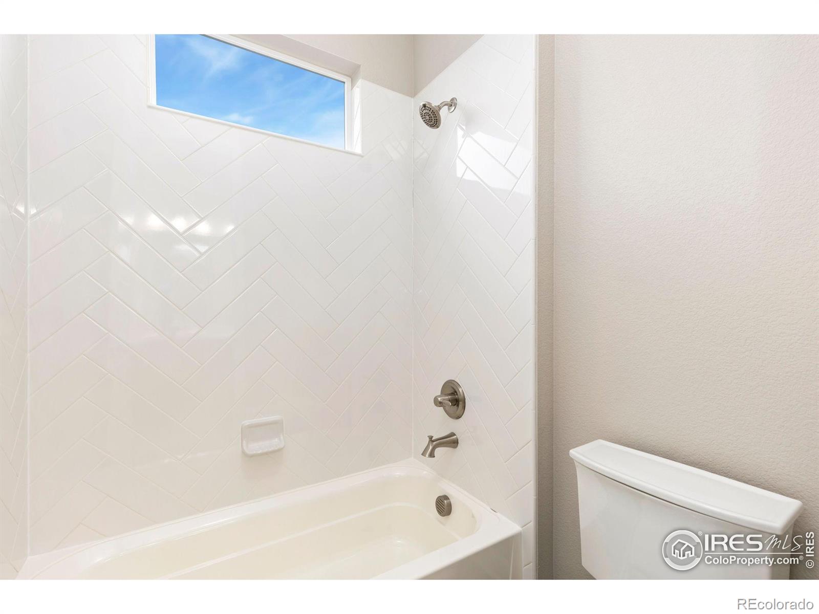 MLS Image #30 for 797  flora view drive,erie, Colorado
