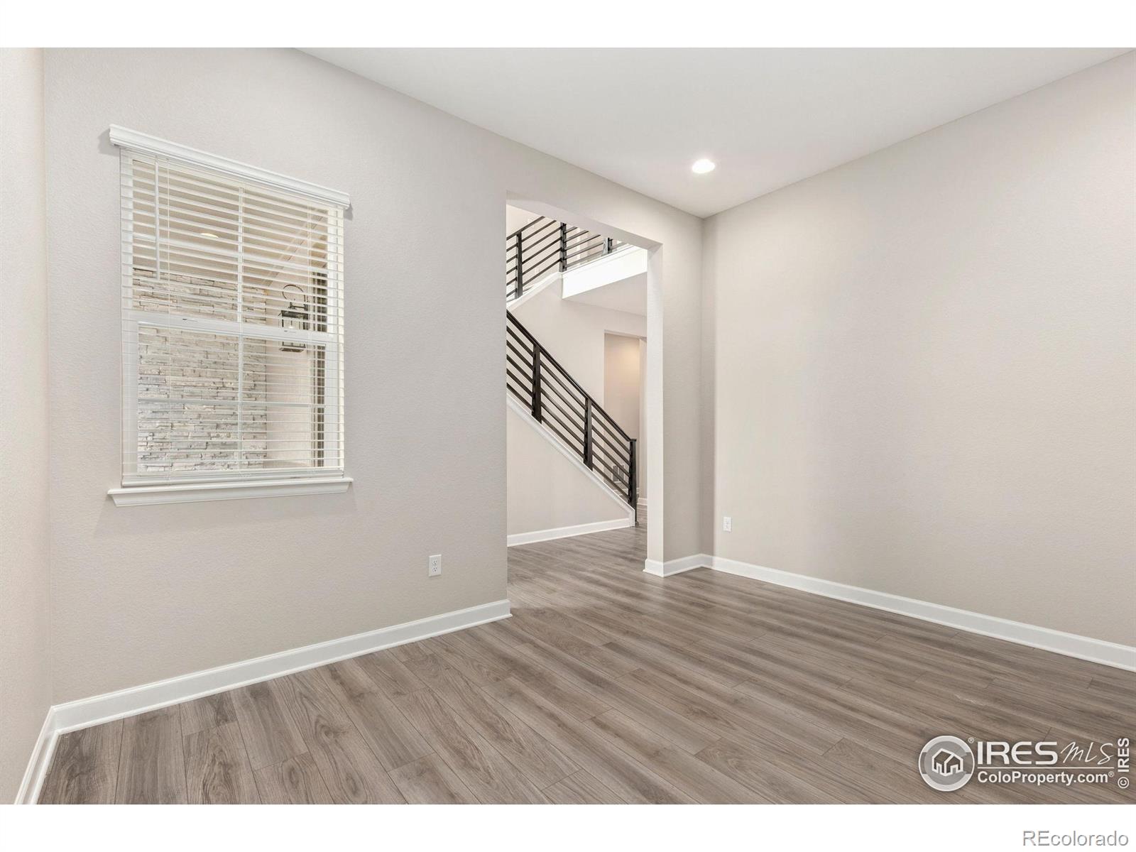 MLS Image #4 for 797  flora view drive,erie, Colorado
