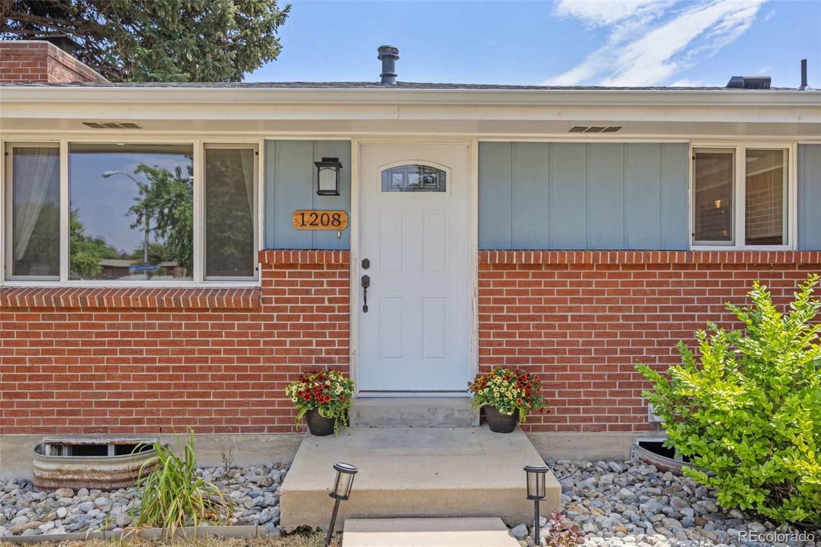 MLS Image #2 for 1208 s independence street,lakewood, Colorado