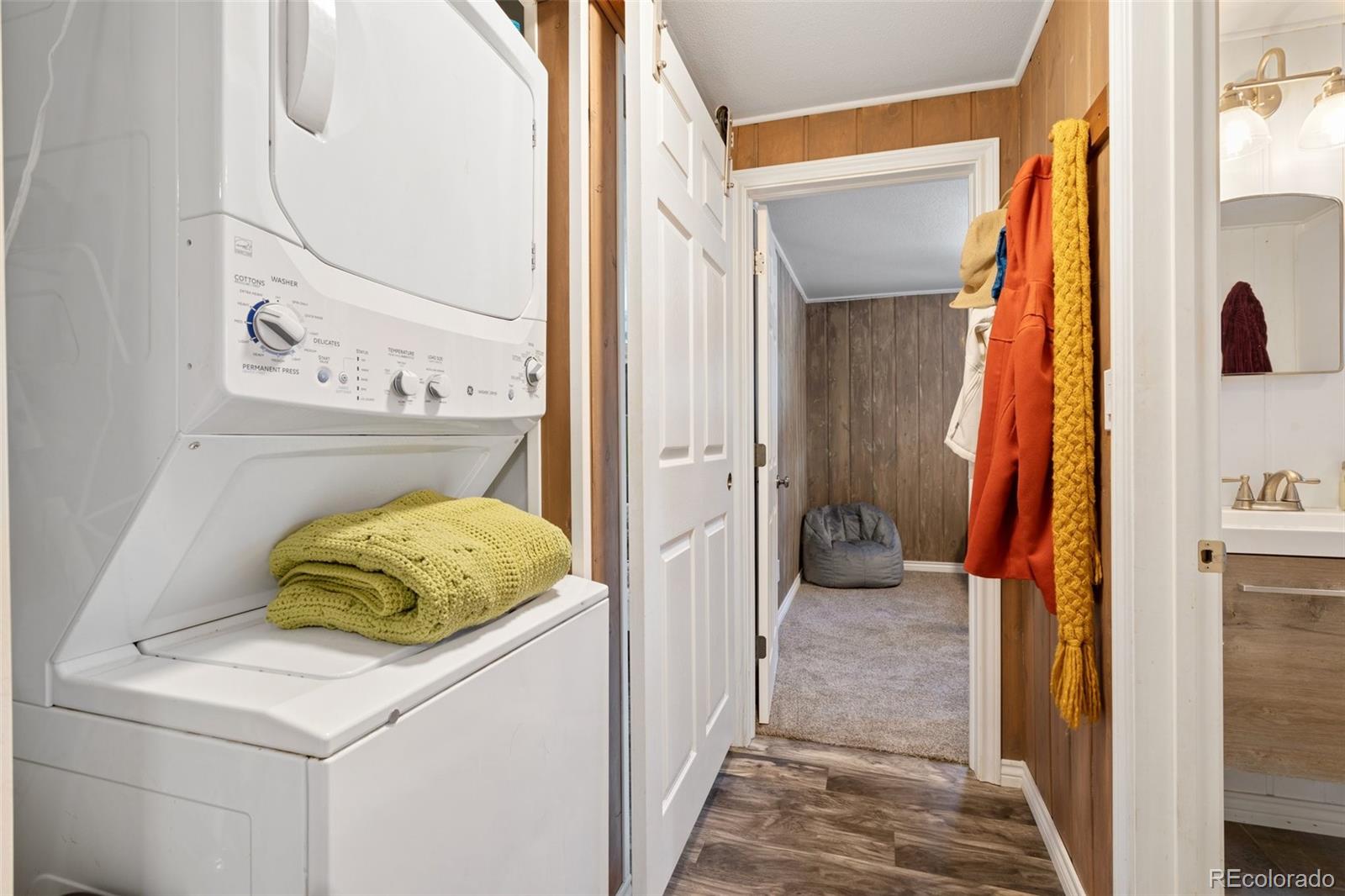 MLS Image #15 for 6230  waterfall loop,manitou springs, Colorado