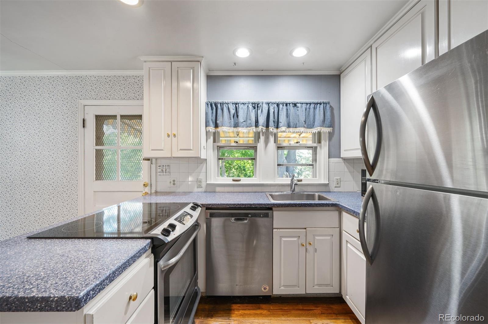 MLS Image #12 for 1713 w ridge road,littleton, Colorado