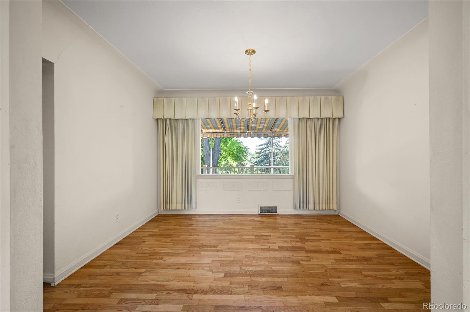 MLS Image #8 for 1713 w ridge road,littleton, Colorado
