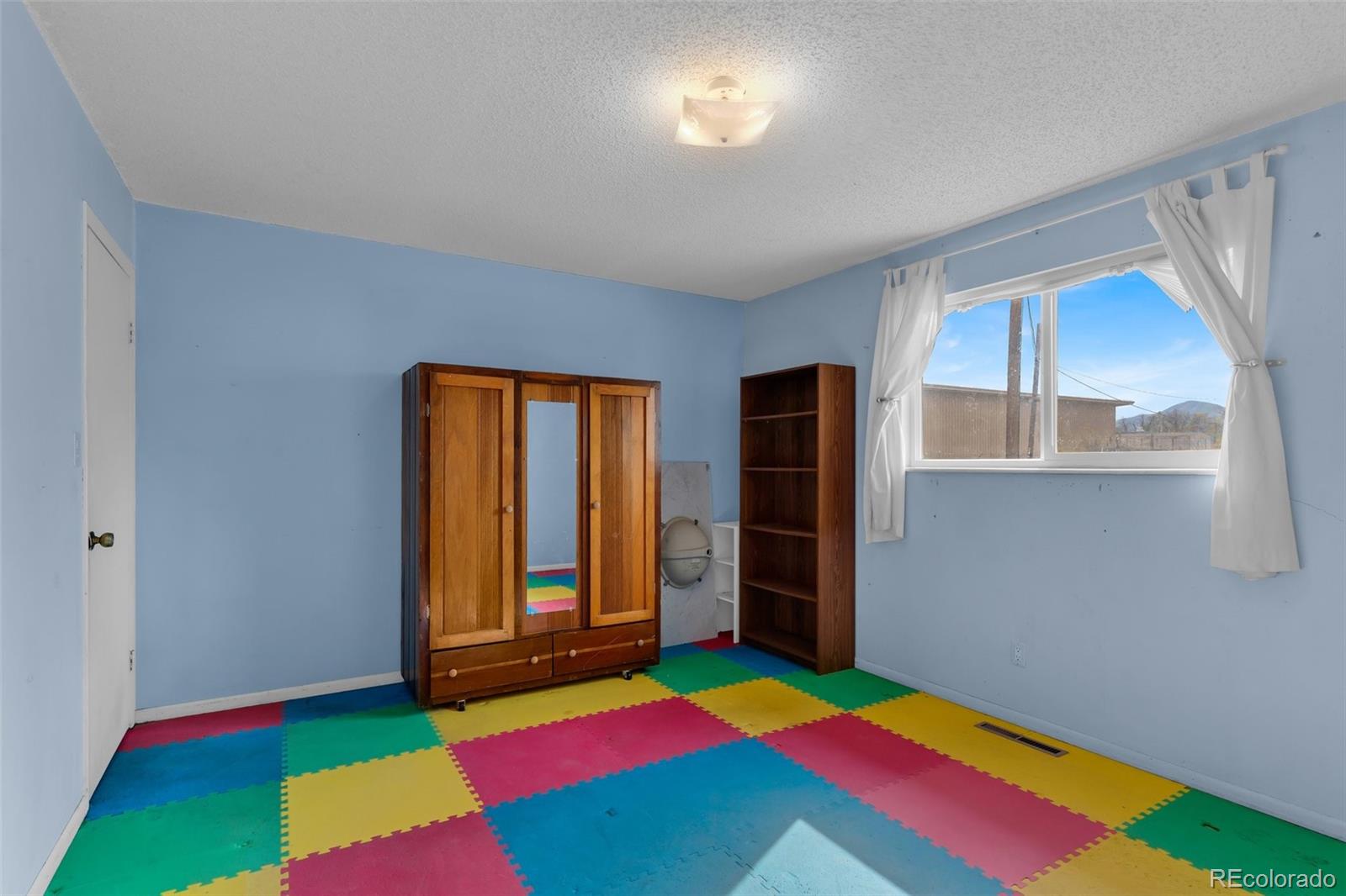 MLS Image #19 for 290  field avenue,canon city, Colorado