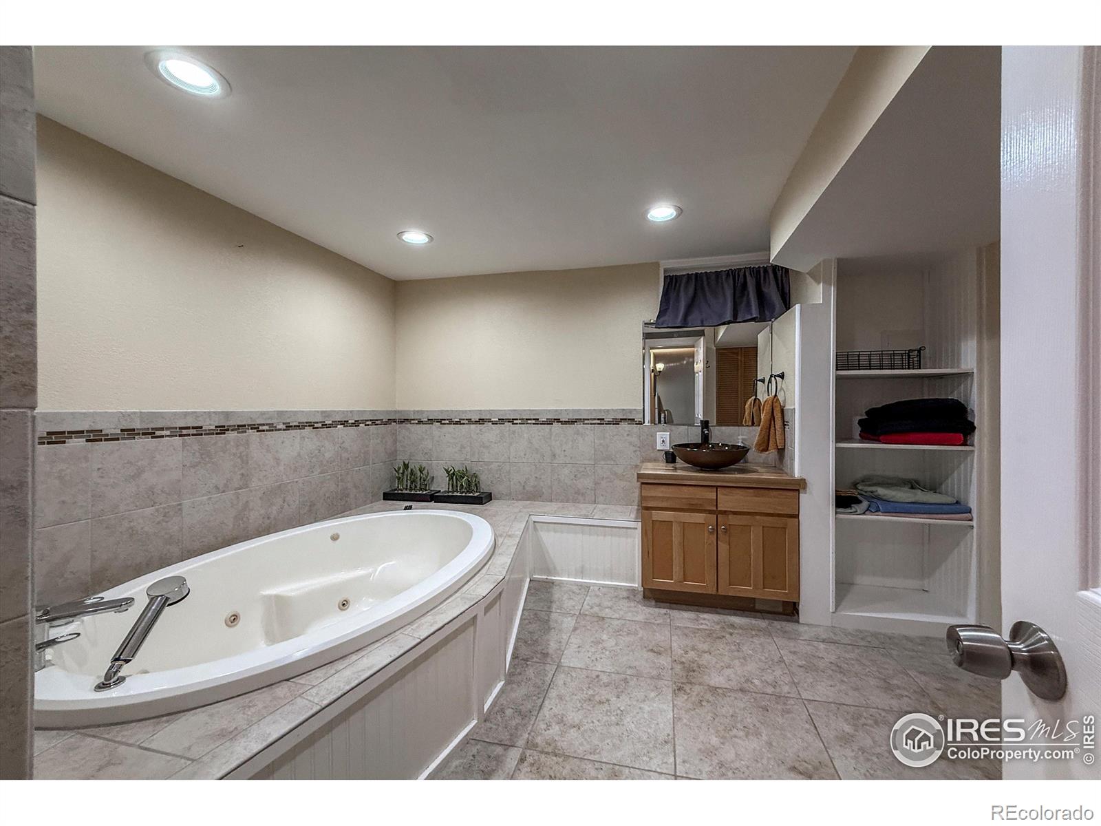 MLS Image #27 for 760  francis street,longmont, Colorado
