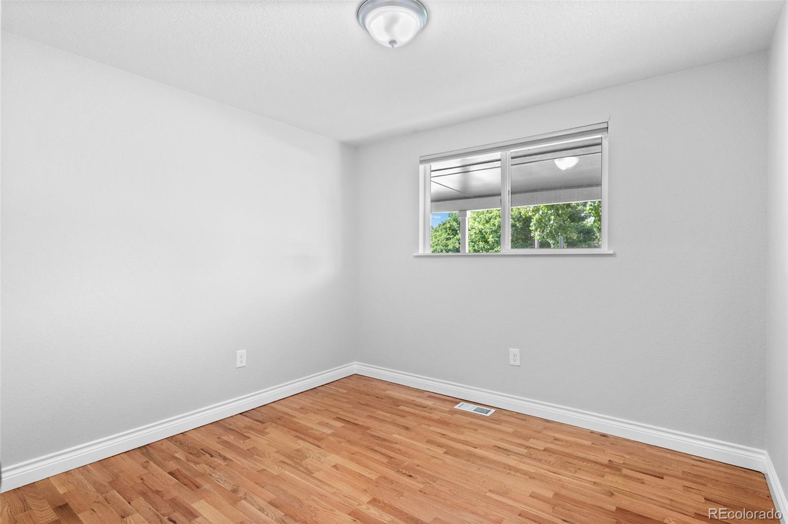 MLS Image #25 for 1490 s cherry street,denver, Colorado