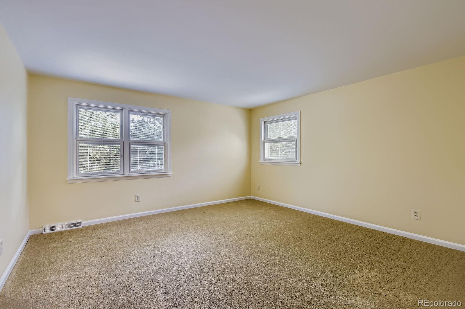 MLS Image #16 for 3230 s krameria street,denver, Colorado