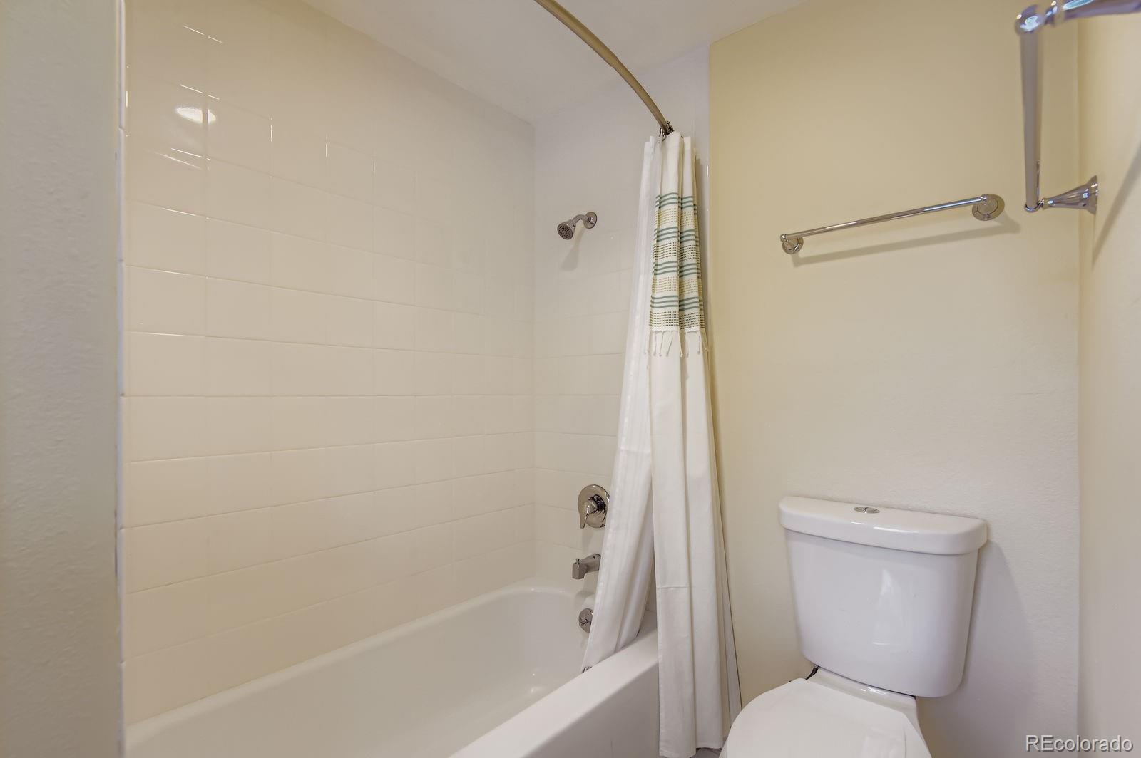 MLS Image #19 for 3230 s krameria street,denver, Colorado