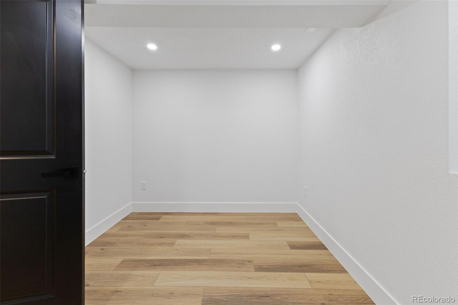 MLS Image #13 for 1749  macon street,aurora, Colorado