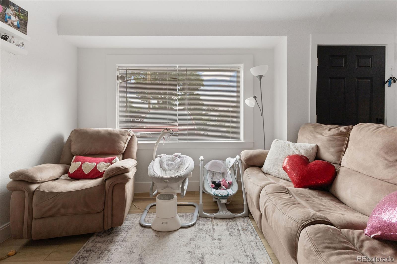 MLS Image #4 for 1749  macon street,aurora, Colorado