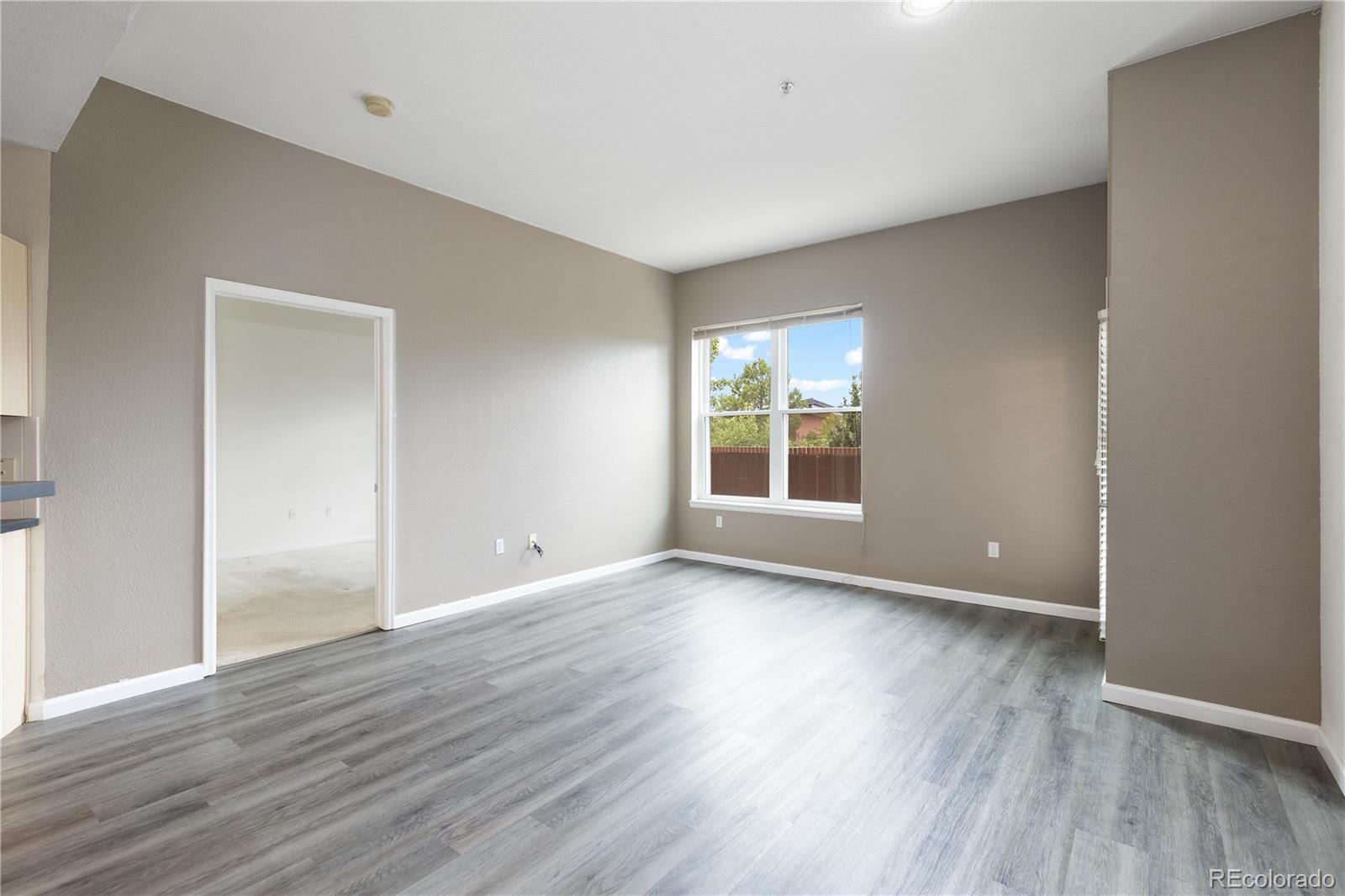 MLS Image #11 for 15475  andrews drive,denver, Colorado