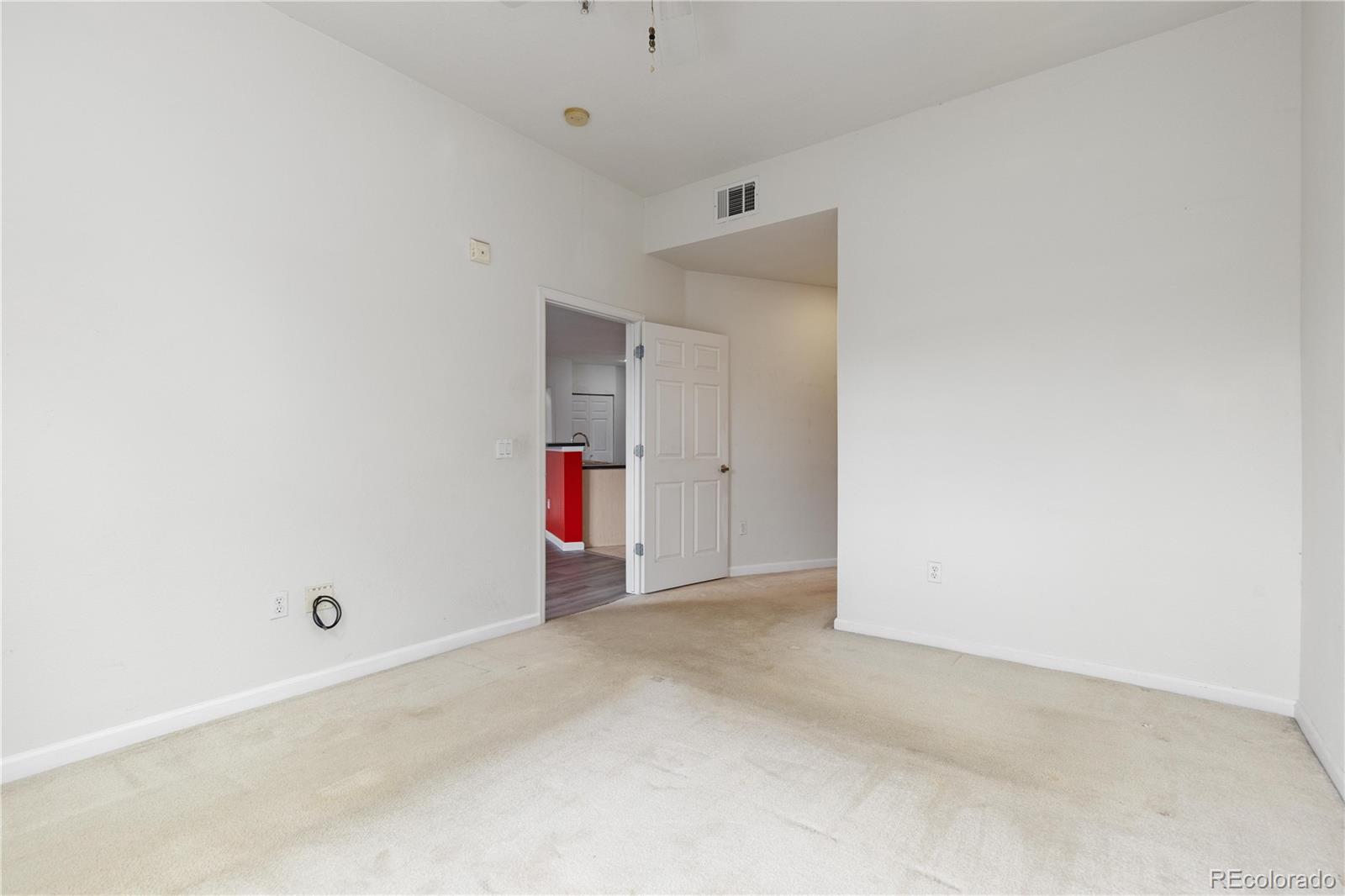 MLS Image #14 for 15475  andrews drive,denver, Colorado
