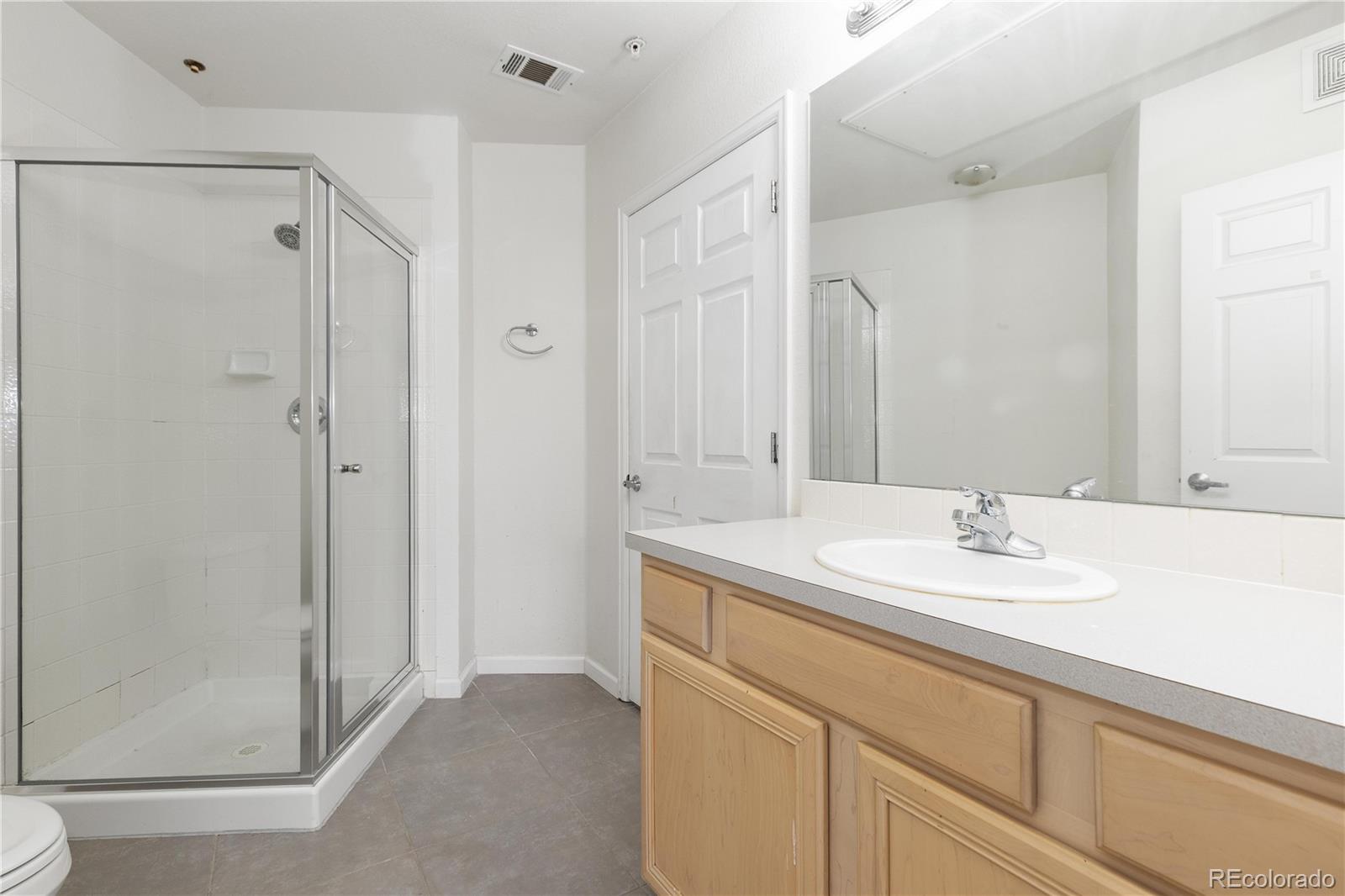 MLS Image #19 for 15475  andrews drive,denver, Colorado