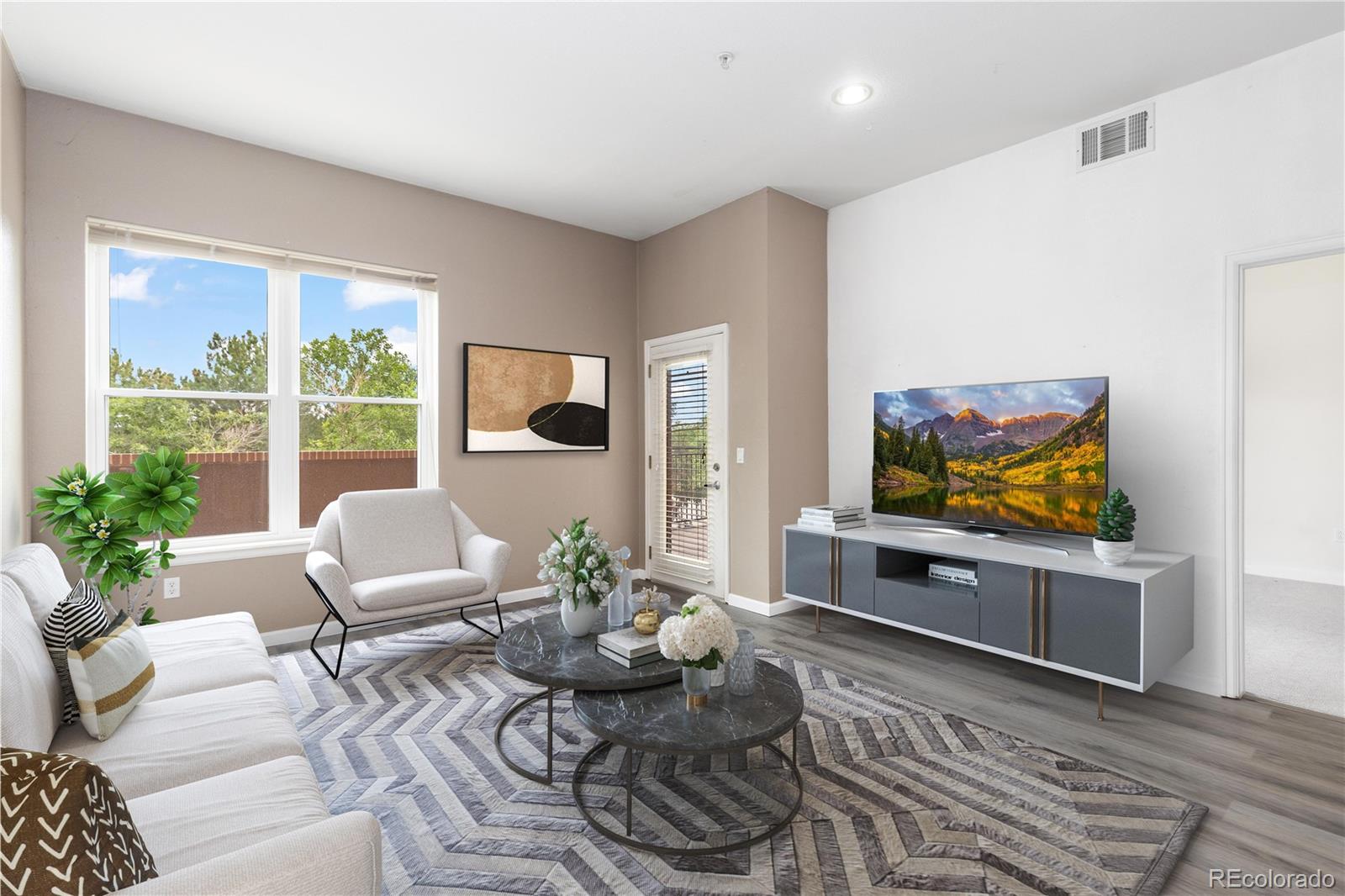 MLS Image #3 for 15475  andrews drive,denver, Colorado