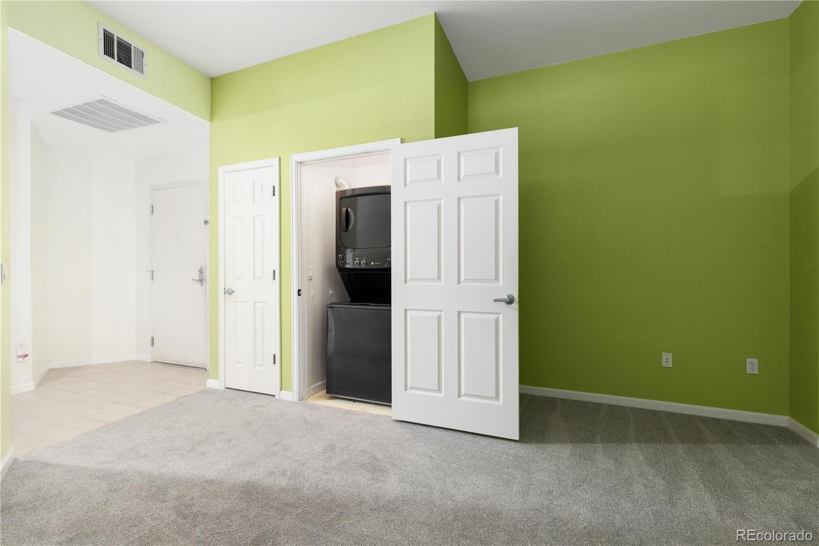 MLS Image #7 for 15475  andrews drive,denver, Colorado