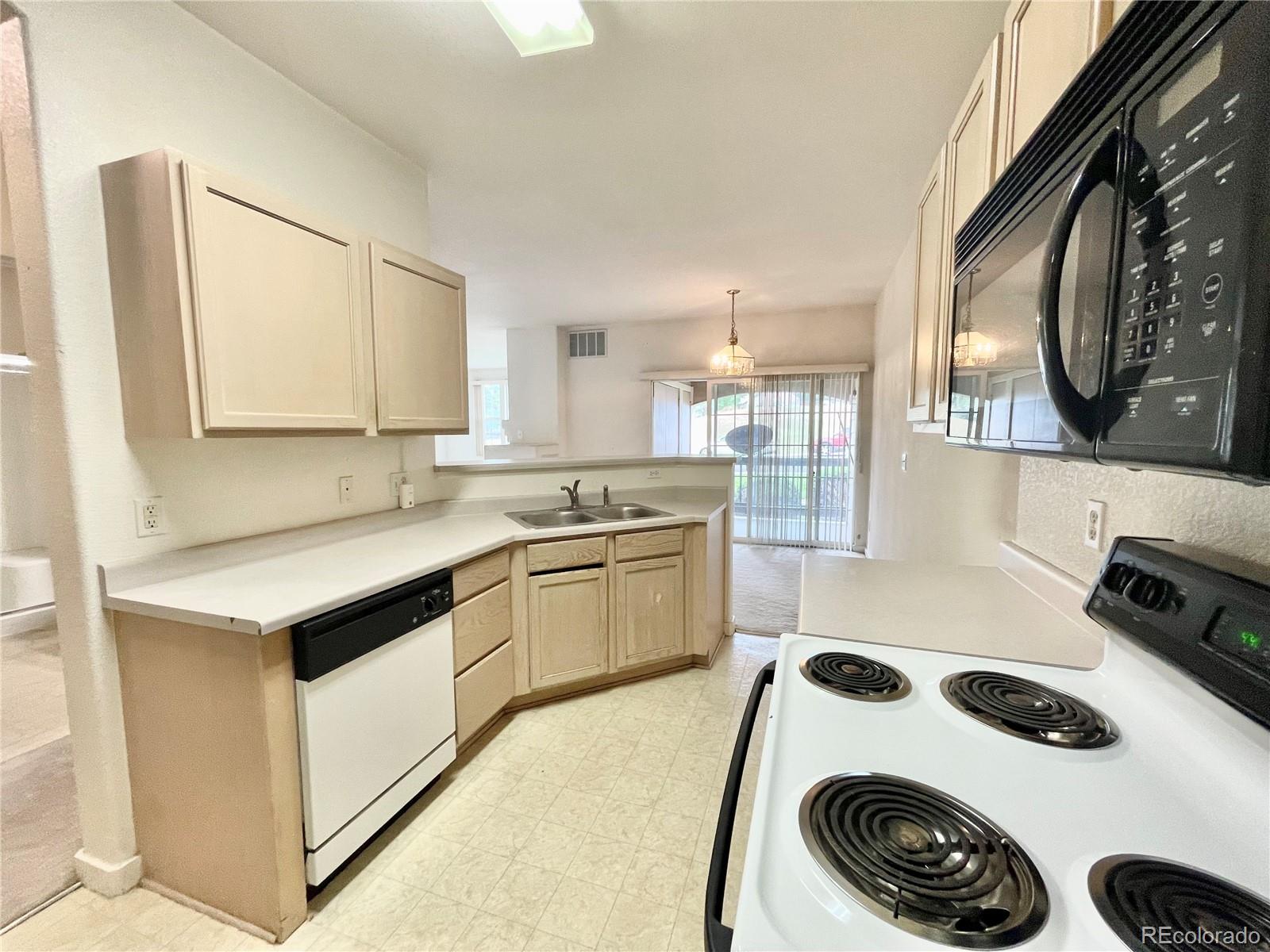 MLS Image #10 for 8968  fox drive,denver, Colorado
