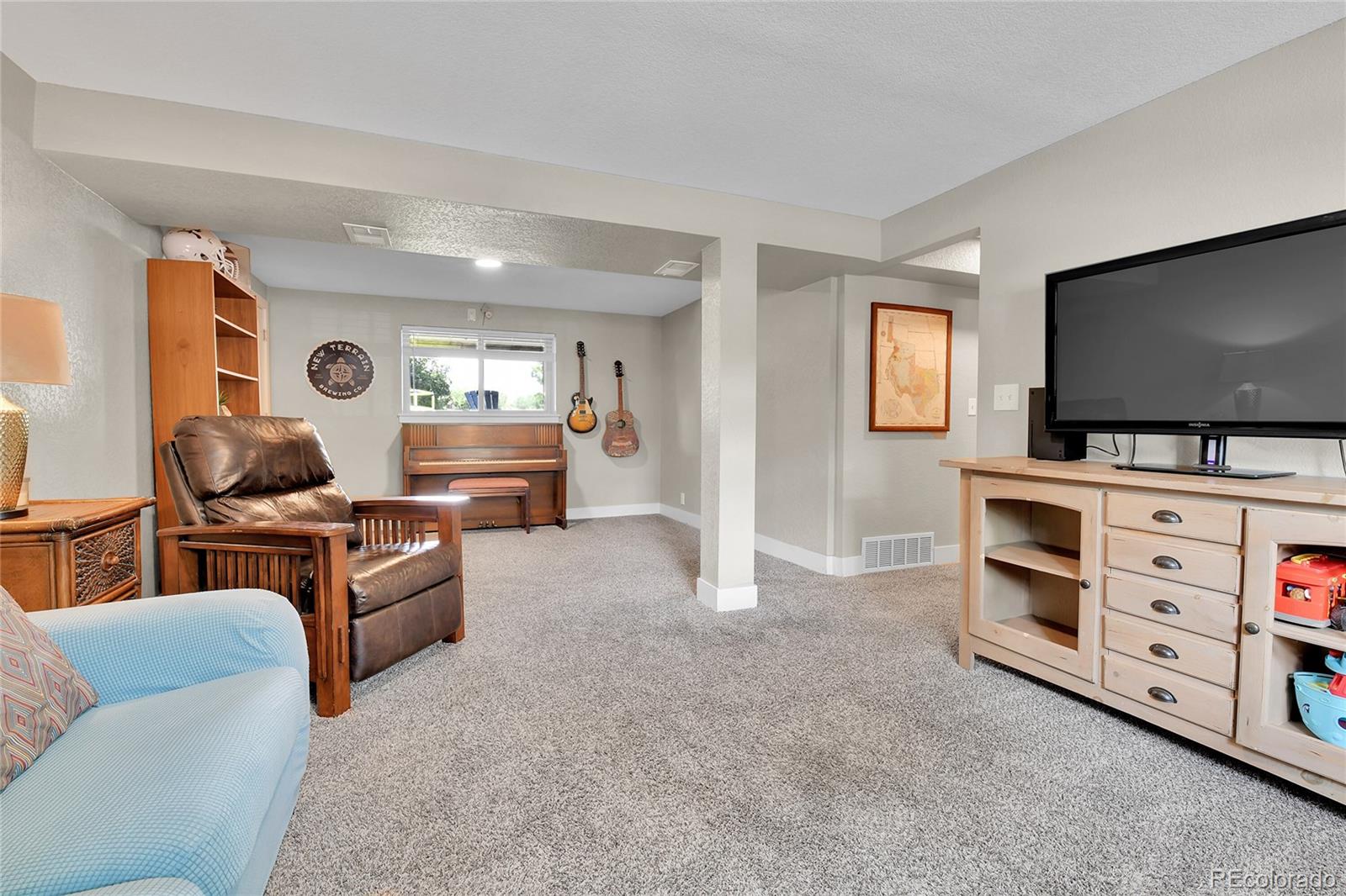 MLS Image #23 for 1528 s robb court,denver, Colorado