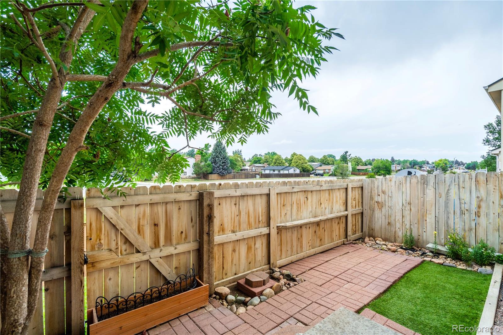 MLS Image #16 for 1199 s waco street,aurora, Colorado