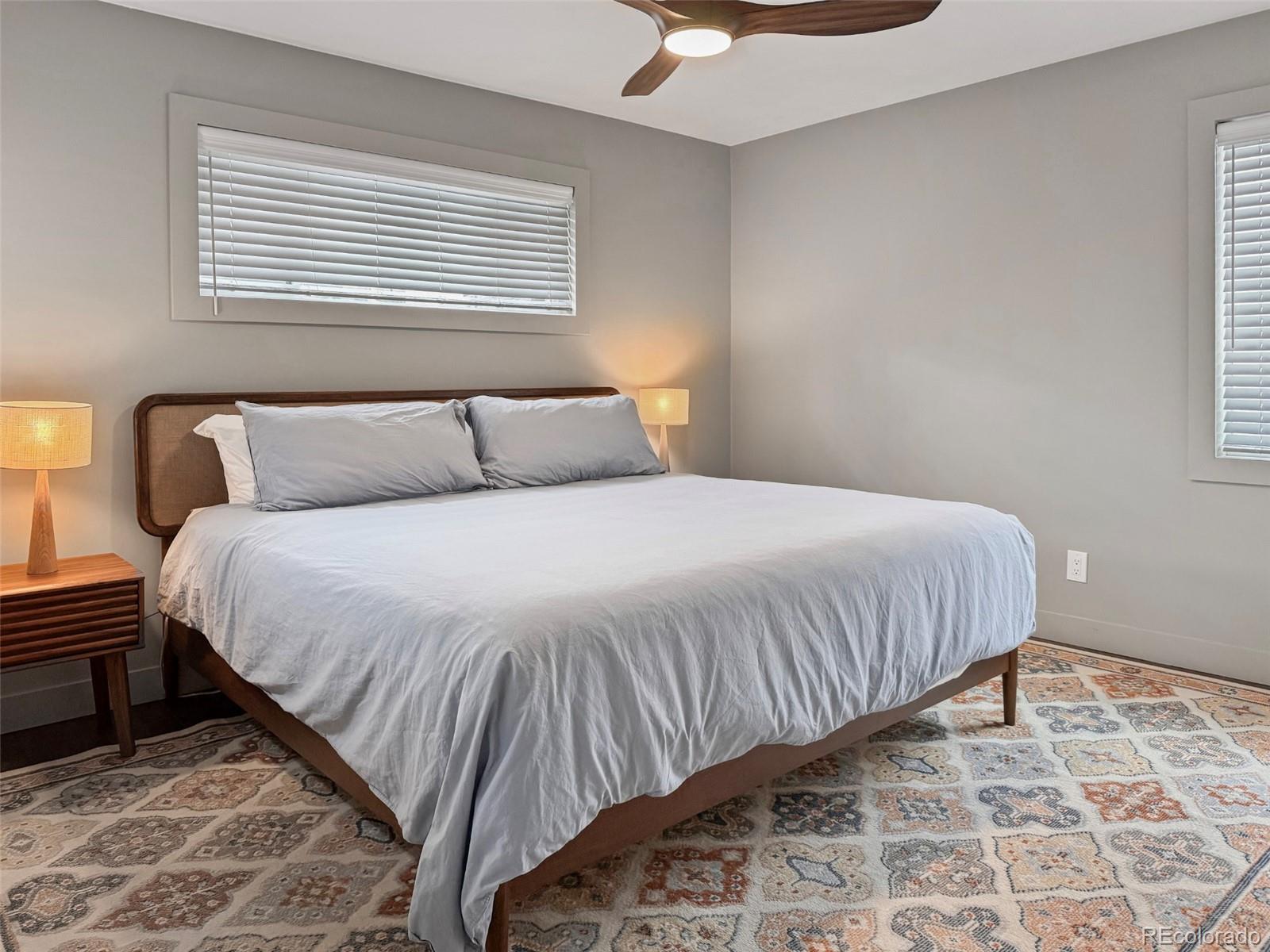 MLS Image #14 for 576  steele street,denver, Colorado
