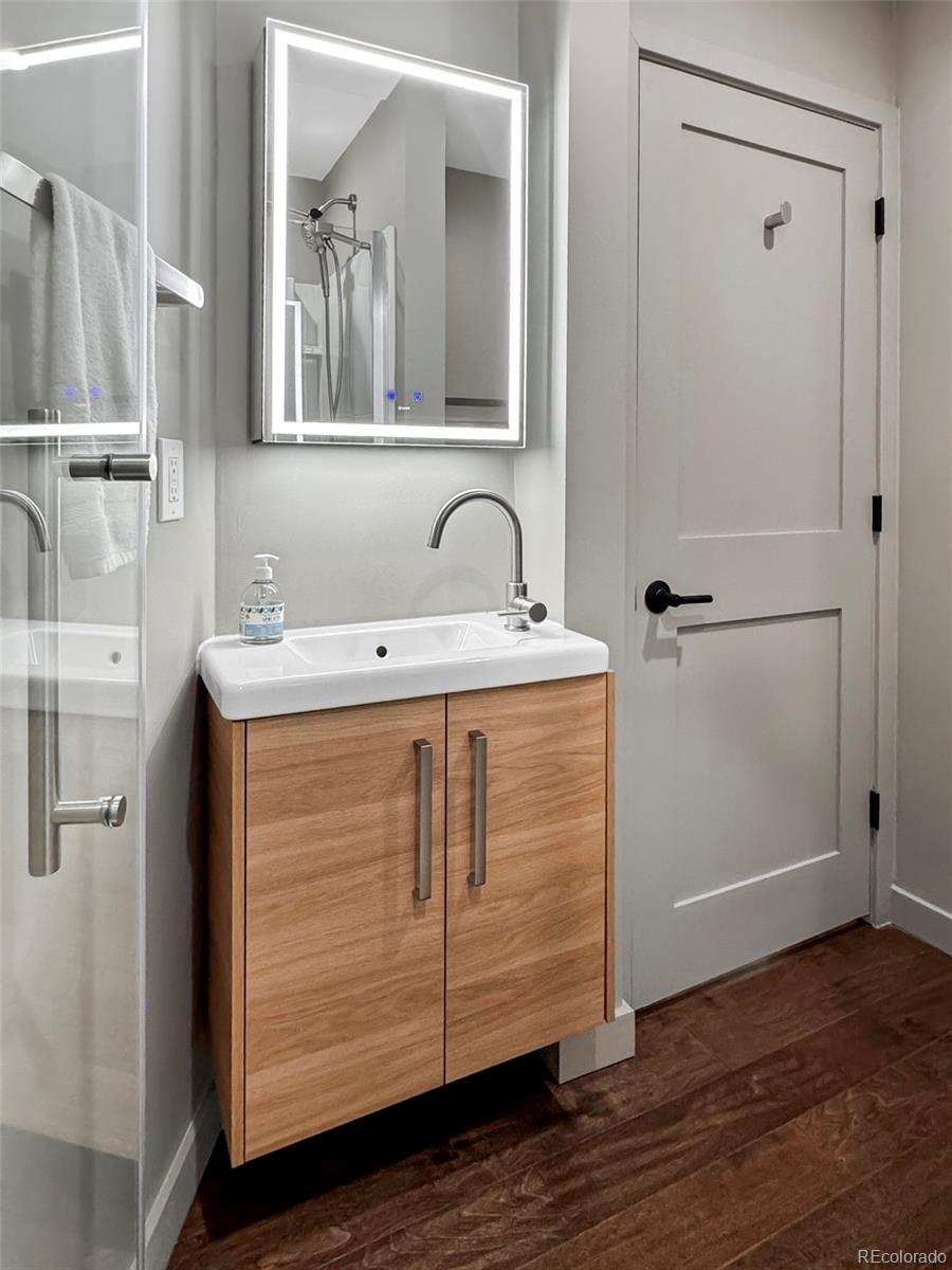 MLS Image #20 for 576  steele street,denver, Colorado