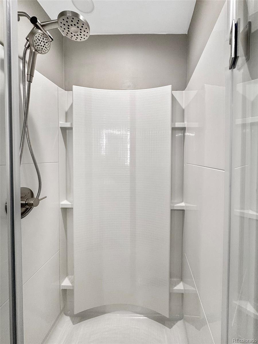 MLS Image #21 for 576  steele street,denver, Colorado