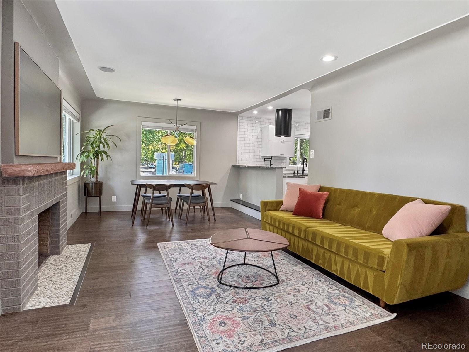 MLS Image #9 for 576  steele street,denver, Colorado