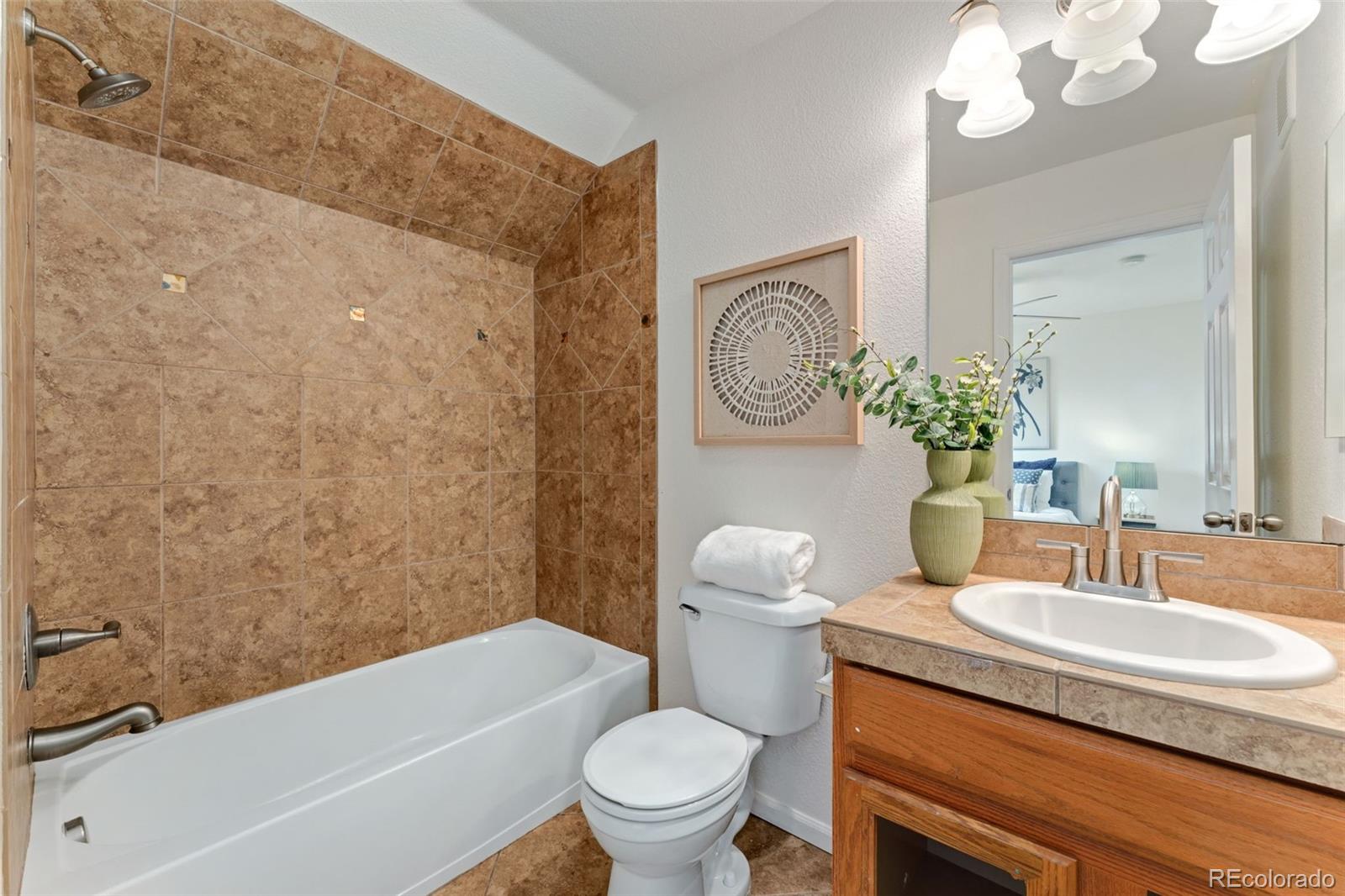 MLS Image #14 for 14300  waterside lane,broomfield, Colorado