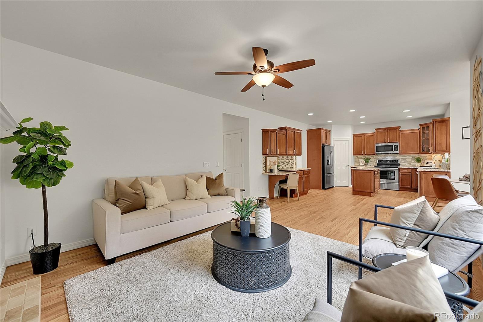 MLS Image #11 for 24277 e ontario place,aurora, Colorado