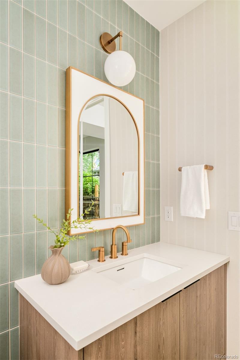 MLS Image #16 for 680 s gaylord street,denver, Colorado