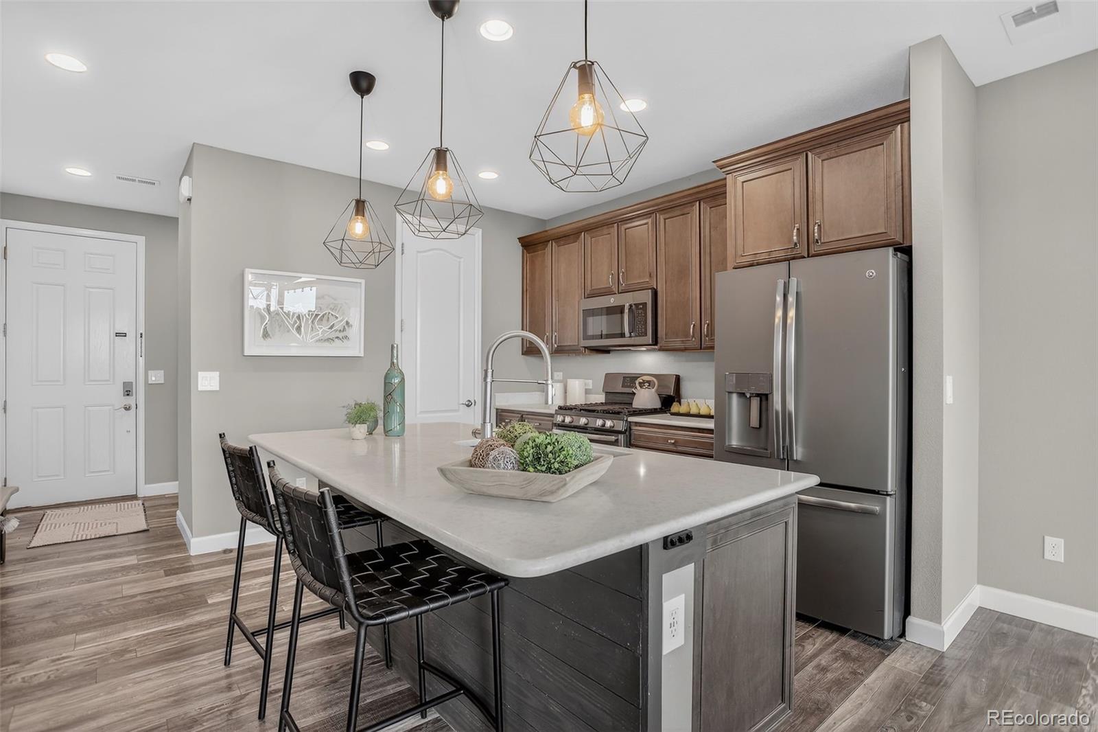 MLS Image #8 for 5010 s wenatchee circle,aurora, Colorado