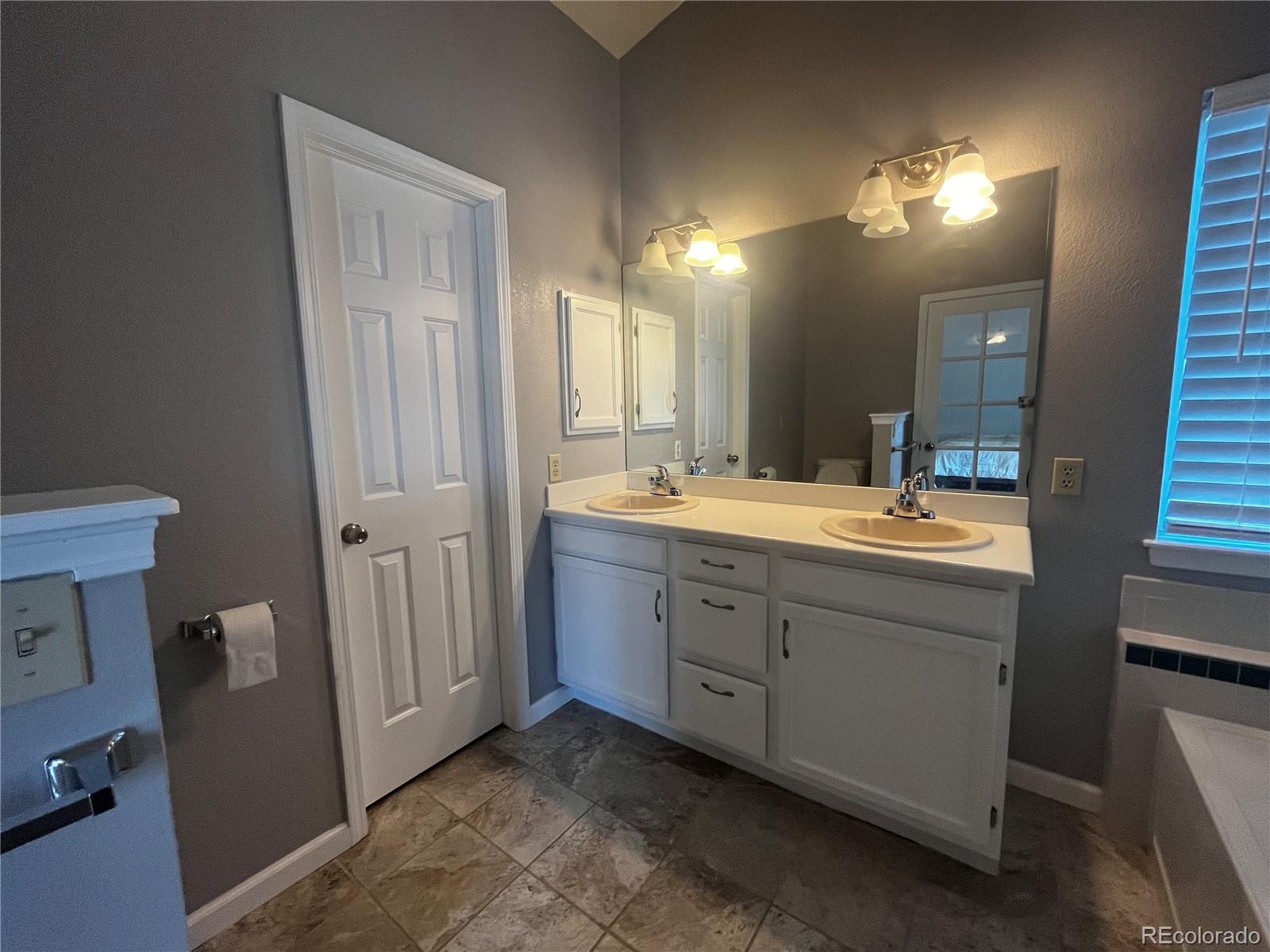 MLS Image #22 for 16699 e hialeah avenue,centennial, Colorado