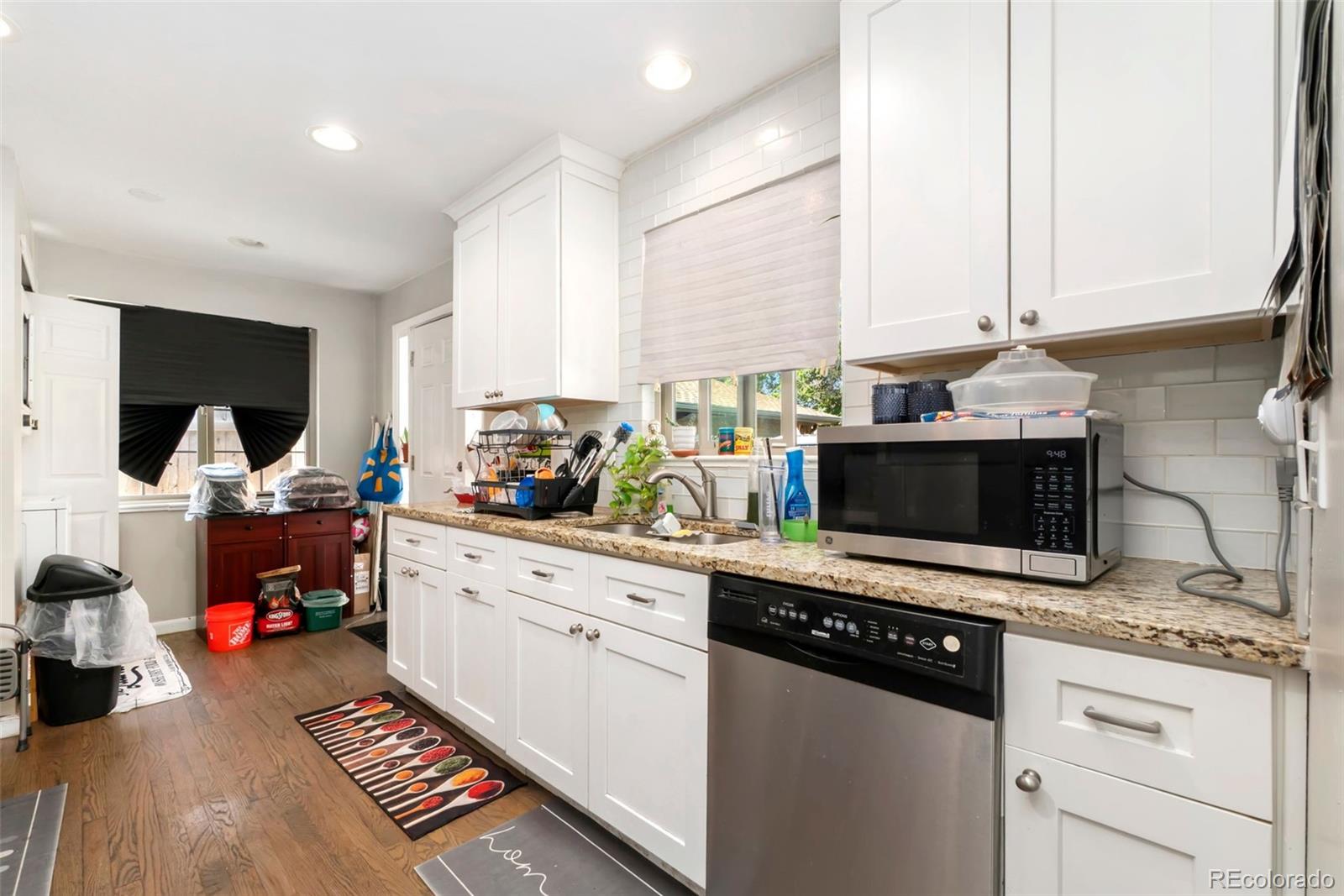 MLS Image #10 for 3327  krameria street,denver, Colorado