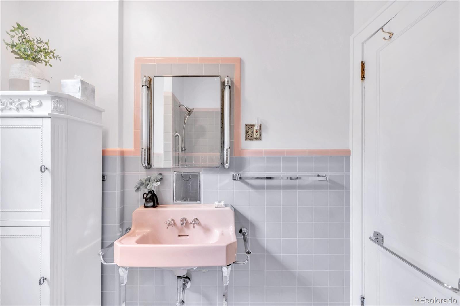 MLS Image #18 for 2990 n raleigh street,denver, Colorado