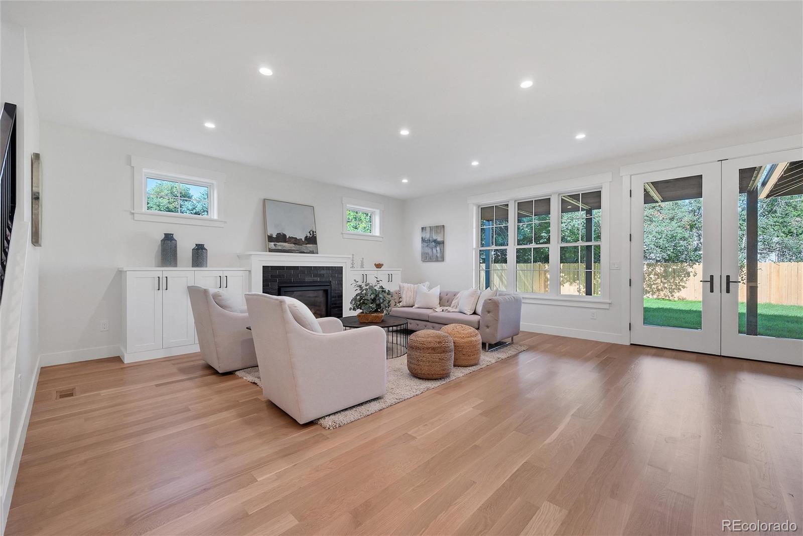 MLS Image #6 for 1035 n leyden street,denver, Colorado