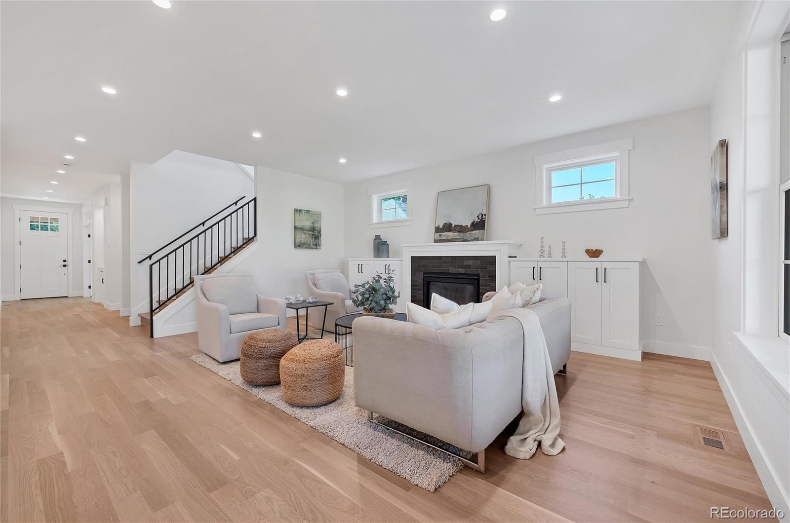 MLS Image #7 for 1035 n leyden street,denver, Colorado