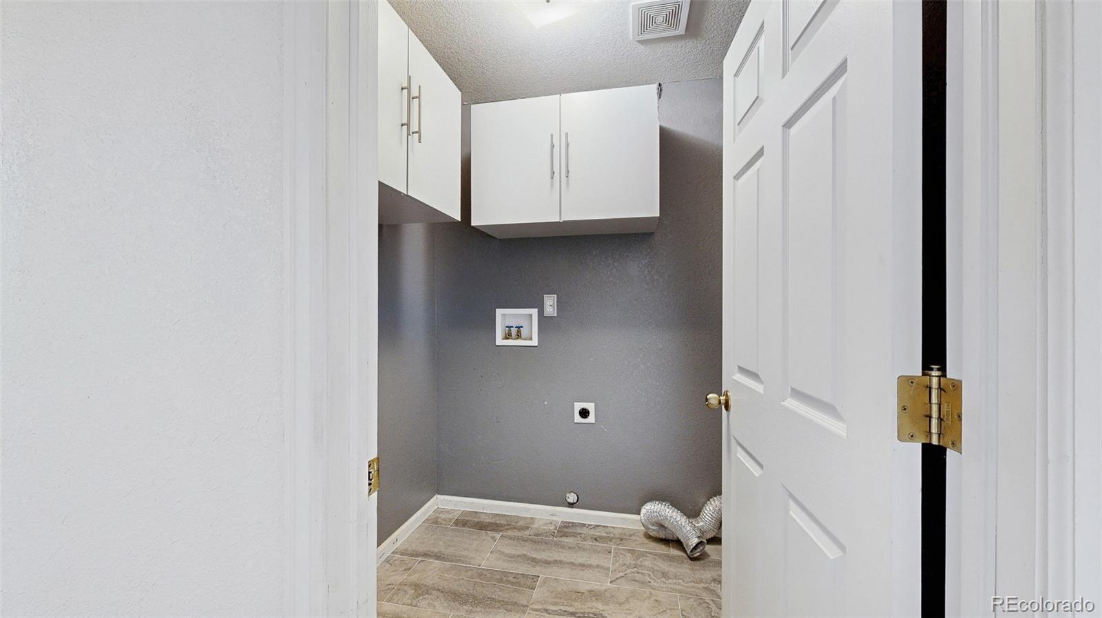 MLS Image #17 for 707  38th street,evans, Colorado
