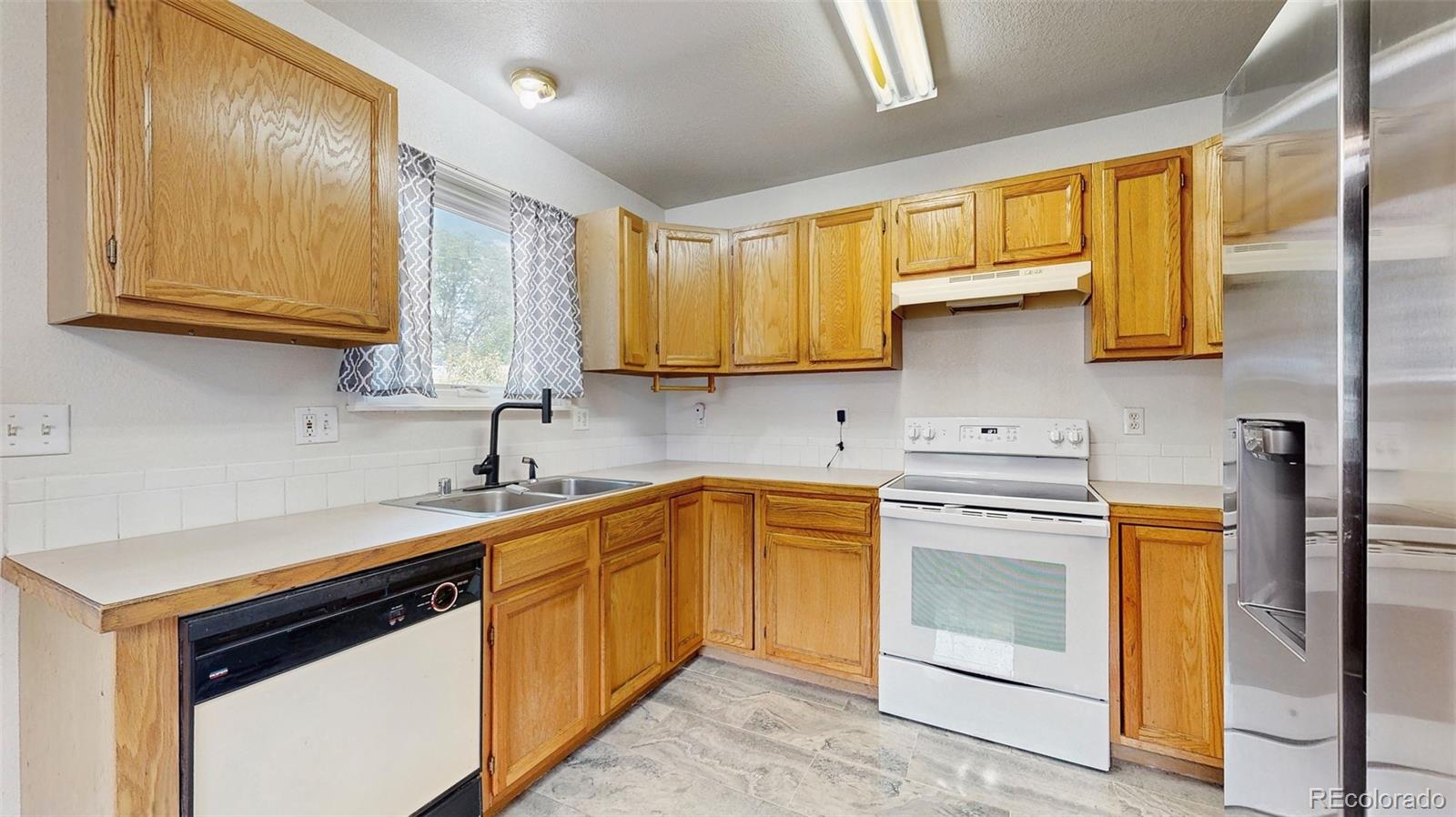 MLS Image #6 for 707  38th street,evans, Colorado