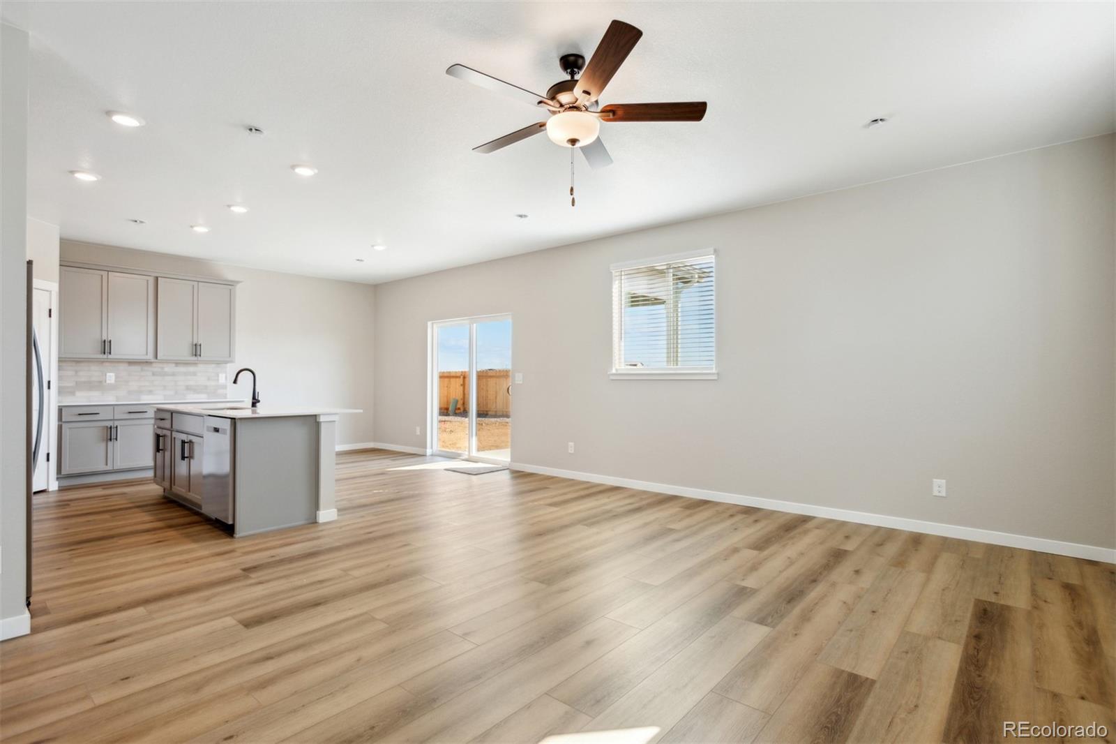 MLS Image #1 for 9481  yampa street,commerce city, Colorado