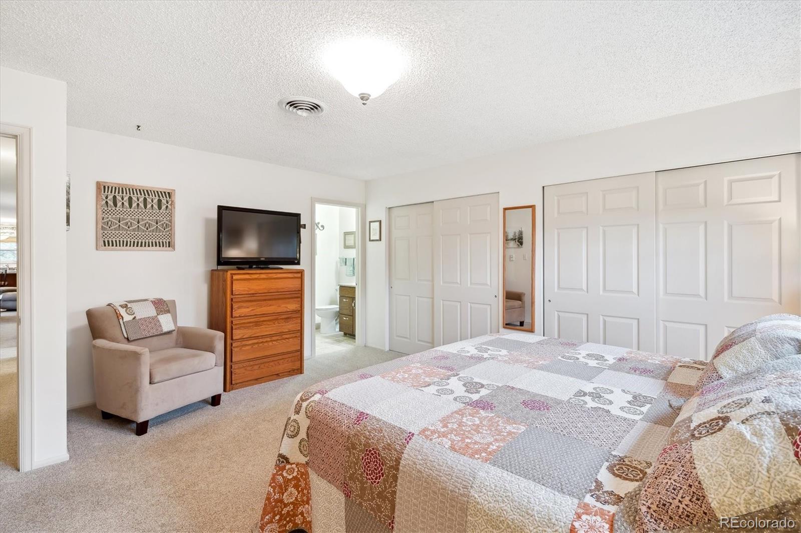 MLS Image #15 for 10550  rampart lane,littleton, Colorado