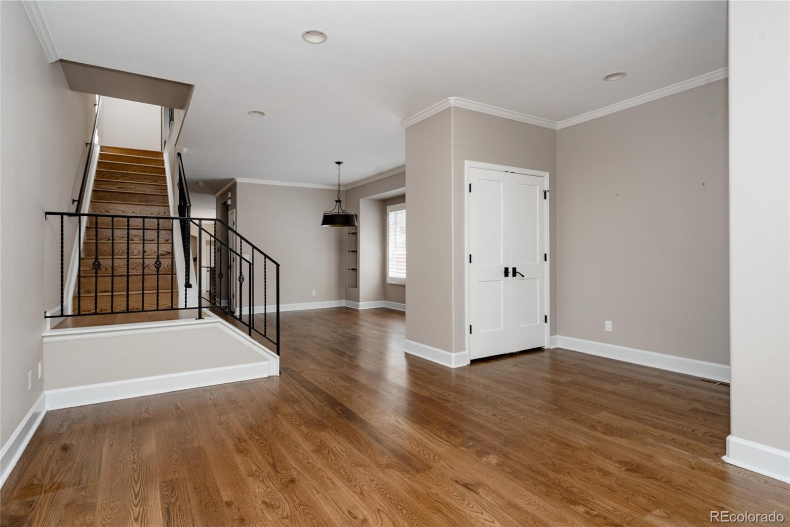 MLS Image #3 for 520  jackson street,denver, Colorado