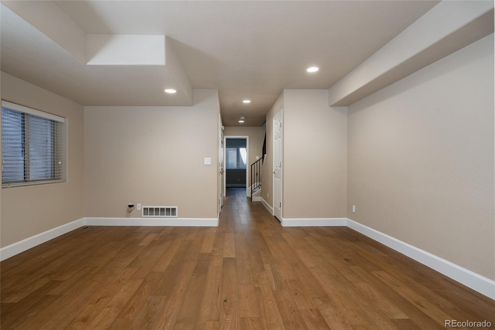 MLS Image #31 for 520  jackson street,denver, Colorado