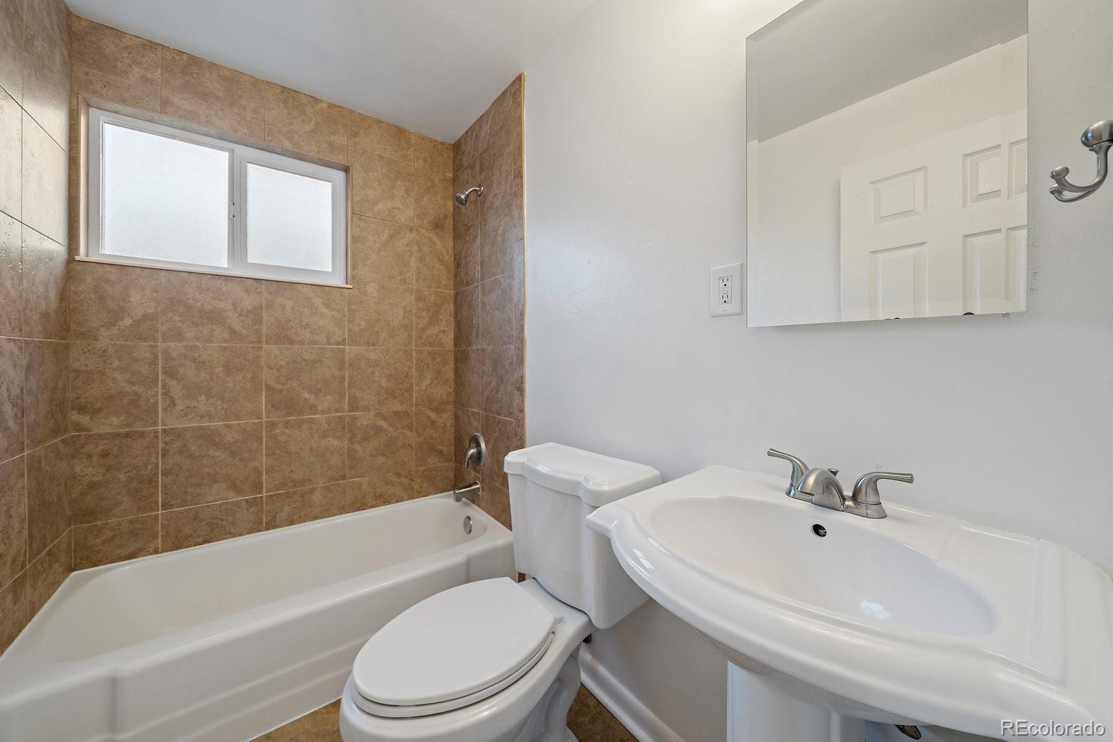 MLS Image #8 for 1977 s josephine street,denver, Colorado