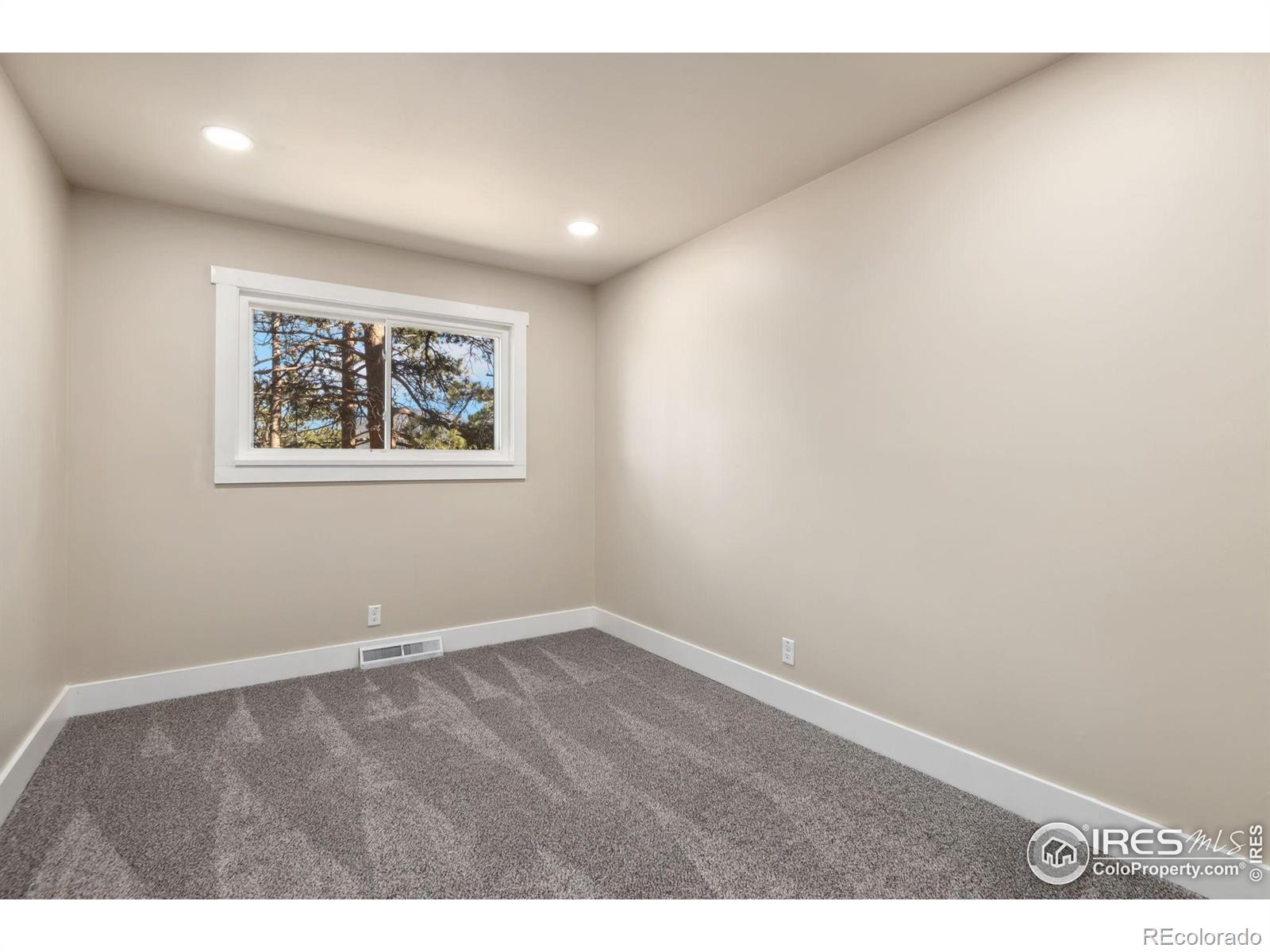 MLS Image #12 for 1059  lexington lane,estes park, Colorado