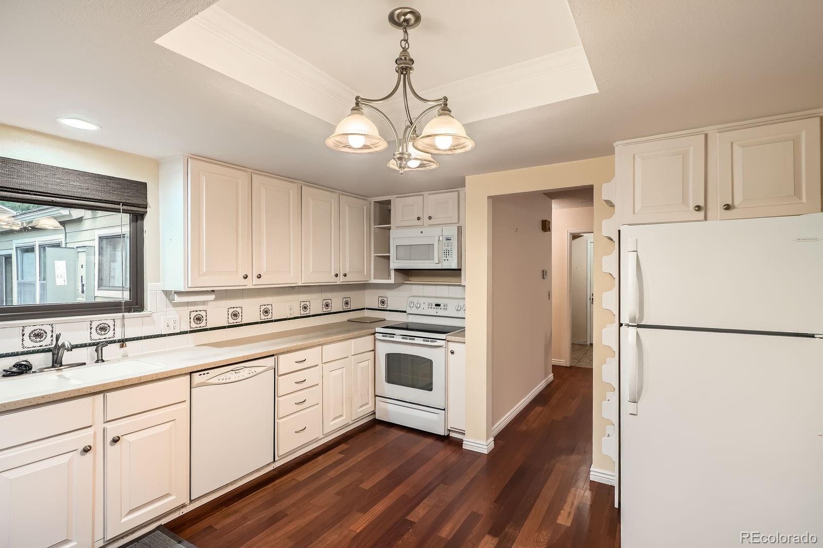 MLS Image #9 for 6869 w 10th avenue,lakewood, Colorado
