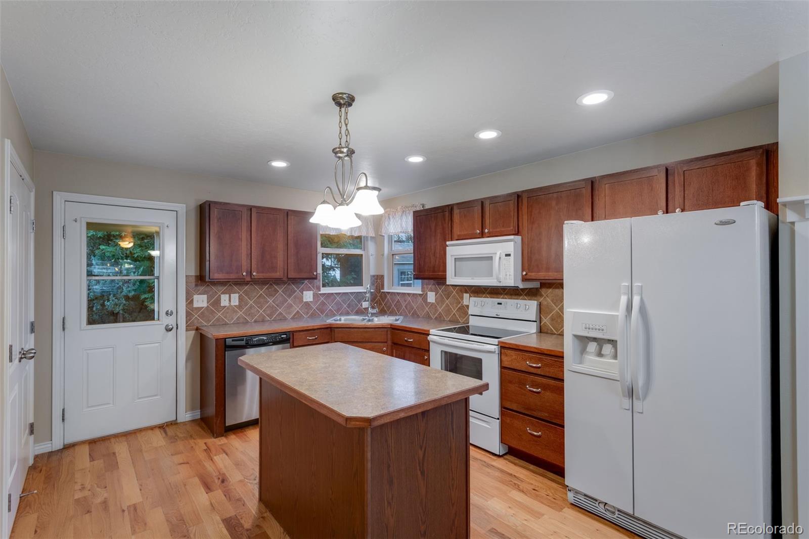 MLS Image #14 for 505  cimarron drive,ault, Colorado