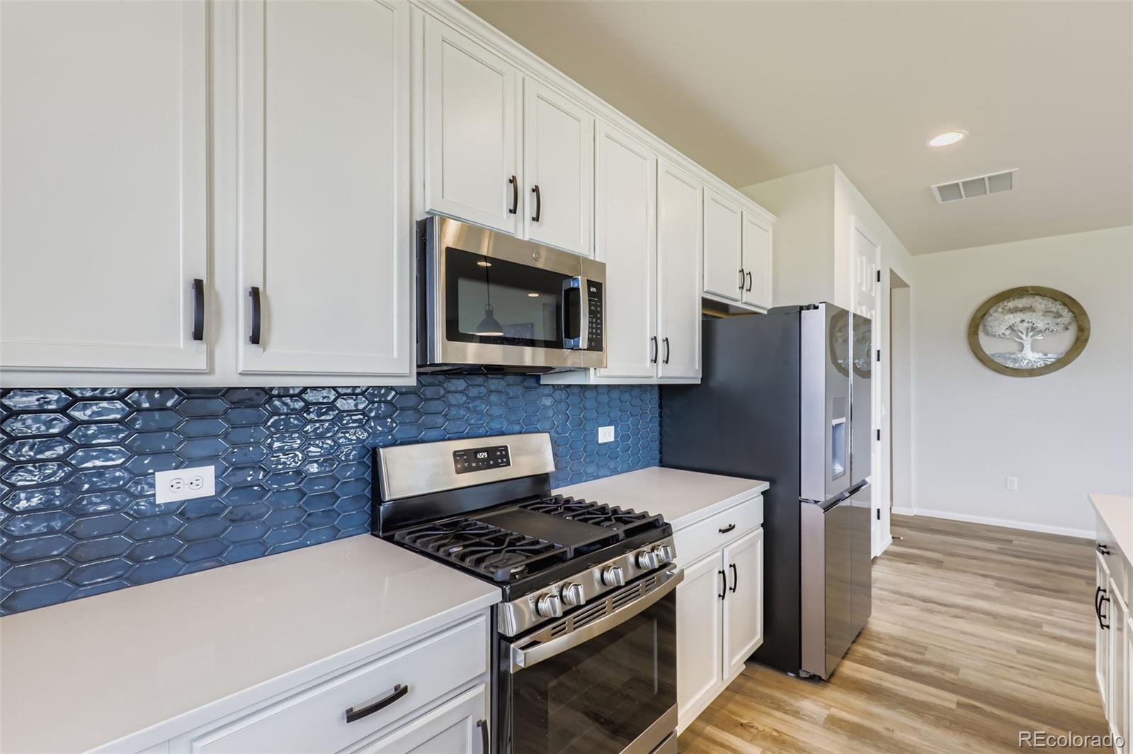 MLS Image #11 for 9095  uravan court,commerce city, Colorado