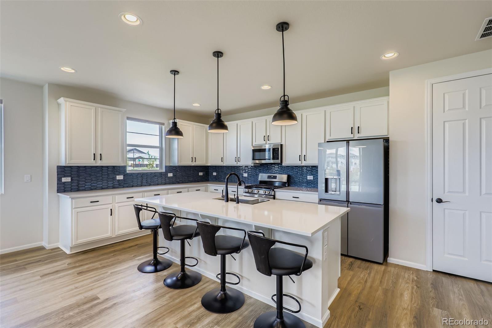 MLS Image #13 for 9095  uravan court,commerce city, Colorado